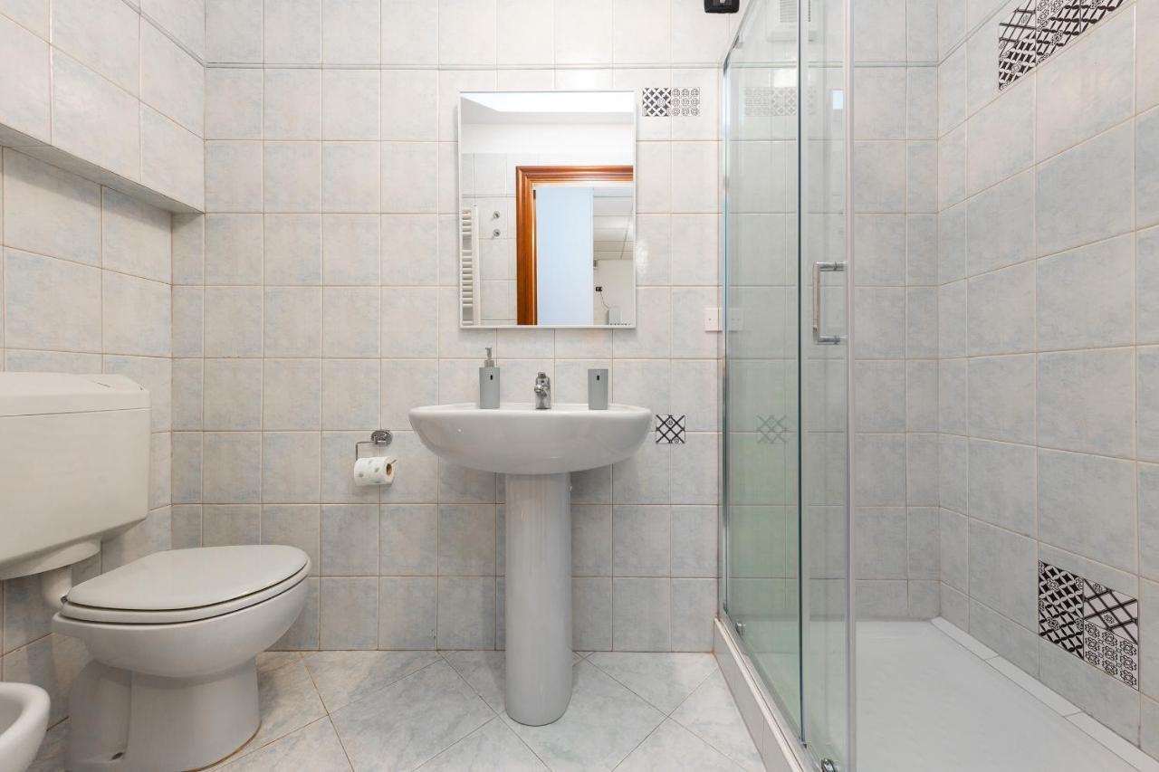 La Gioiosa - Location - Modern Near Metro Bengasi Appartamento